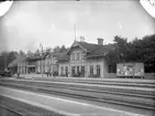 FLJ-lok vid stationen