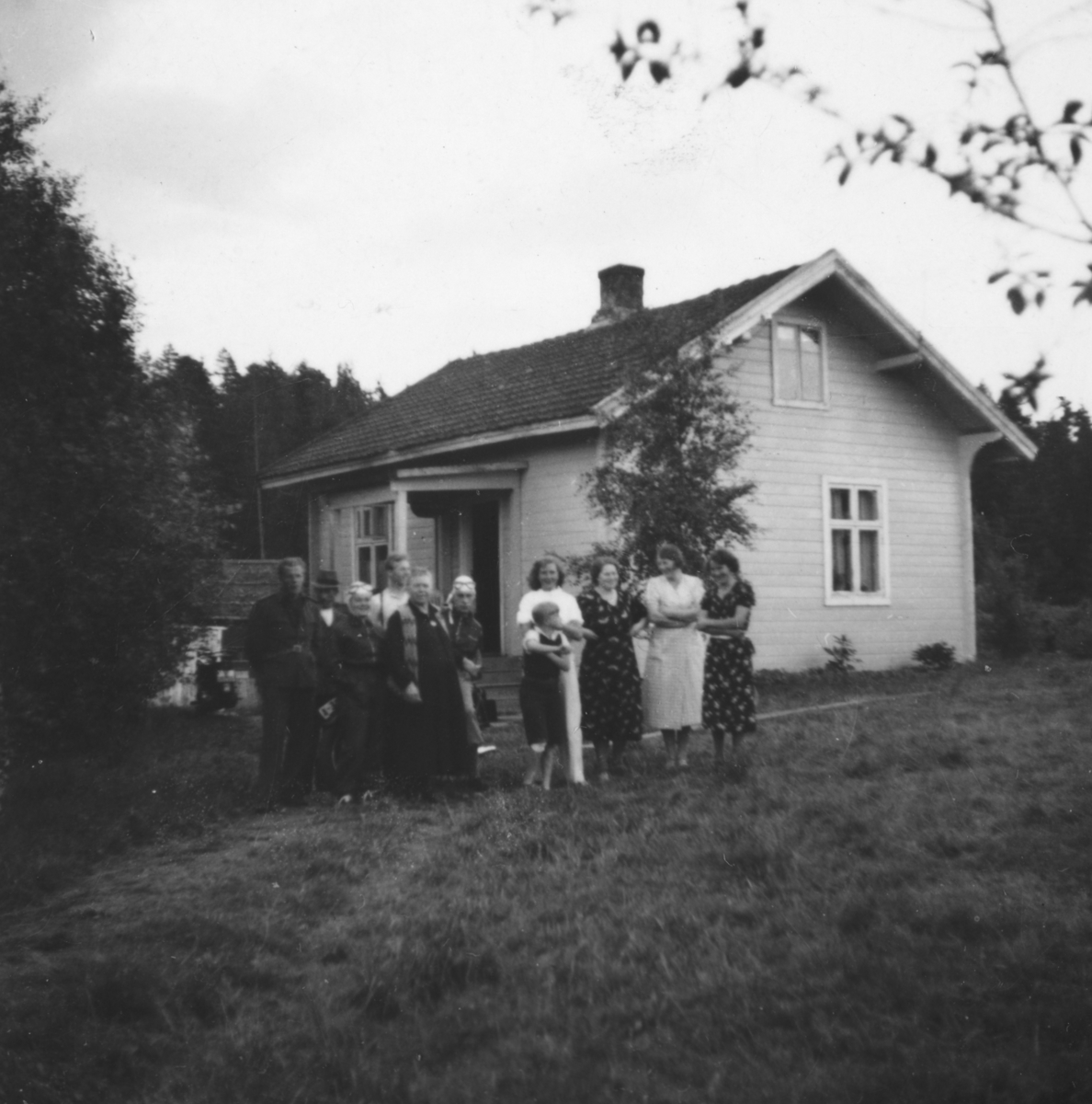 Hus i nærheten av Løvlien (45/1). Kåre og Lilly Sveum bodde her da Jan Erik ble født i 1946