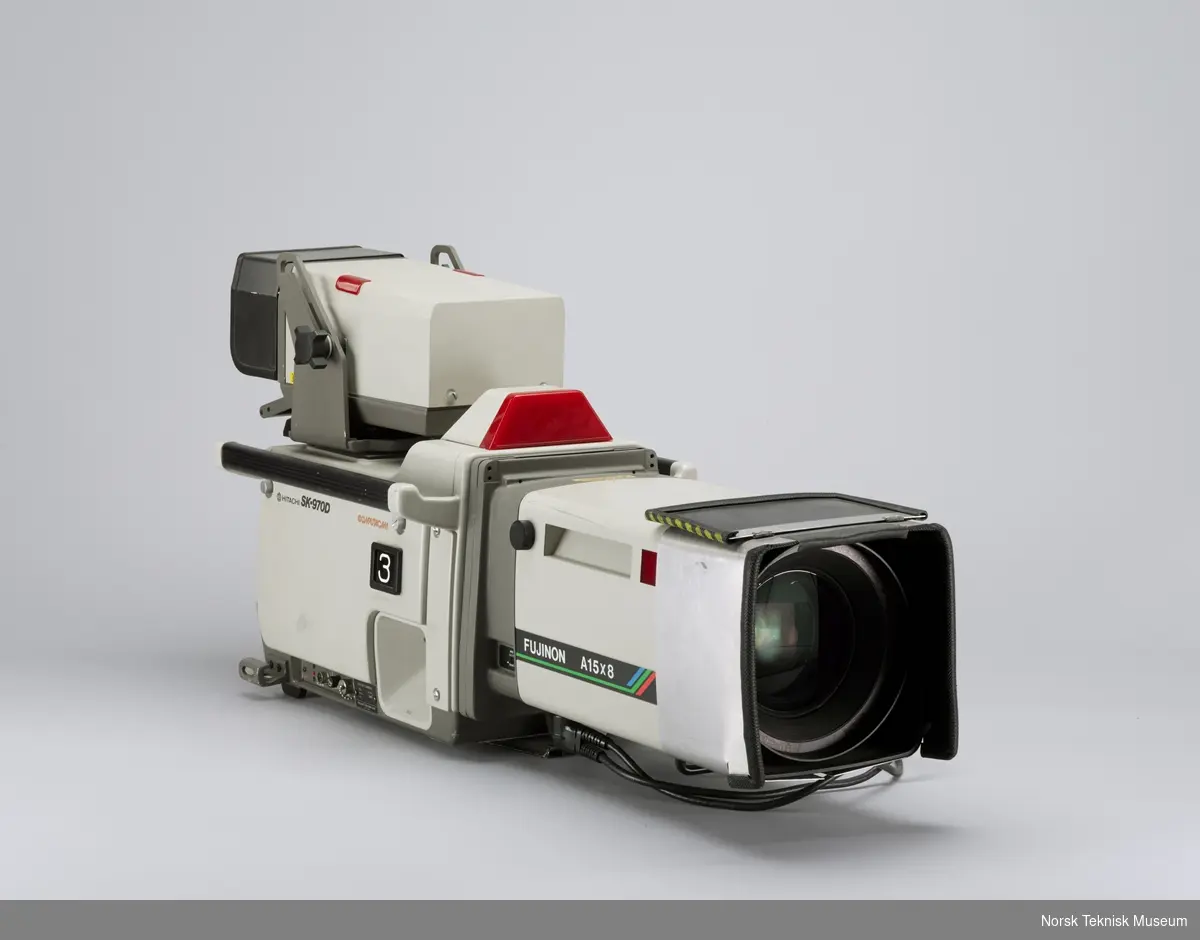 Fjernsynskamera med linse og monitor