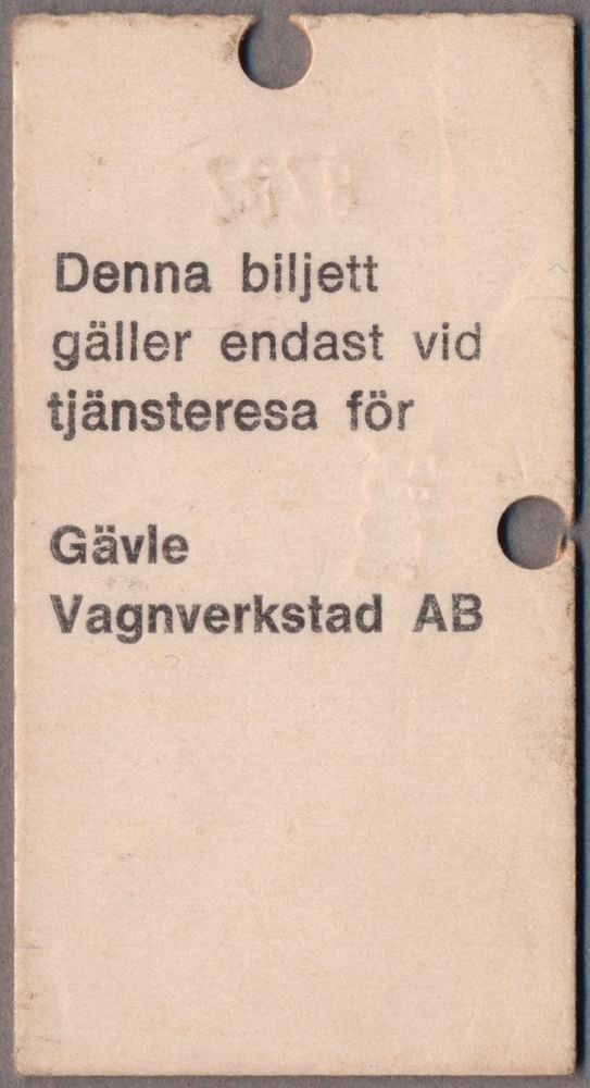 Fyra edmonsonska biljetter med gulmönstrad bakgrund som består av SJ loggan och ellok. Biljetterna har texten:
"SJ Typ 43135
50-biljett Enkel
Gävle Stockholm C eller omvänt
Gäller 12 månader fr o m den 17. 01. 1980".
Text på baksidan: "Denna biljett gäller endast vid tjänsteresa för AGEVE, Gävle".
Biljetterna ser lika ut med undantag för  datumen som är, "01.11 1981", "01.06.1982" och "19.05.1983". Alla biljetter har två hål efter biljettång. Texten på baksidan av biljetterna varierar från "[...] för Gävle Vagnverkstad AB", "[...] för AB Gävle Vagnverkstad Uppehåll medges ej" och "[...] för AB Gävle Vagnverkstad AGEVE Gävle Uppehåll medges ej".
Biljetterna kunde användas en gång under den 12 månaderna de var giltiga.