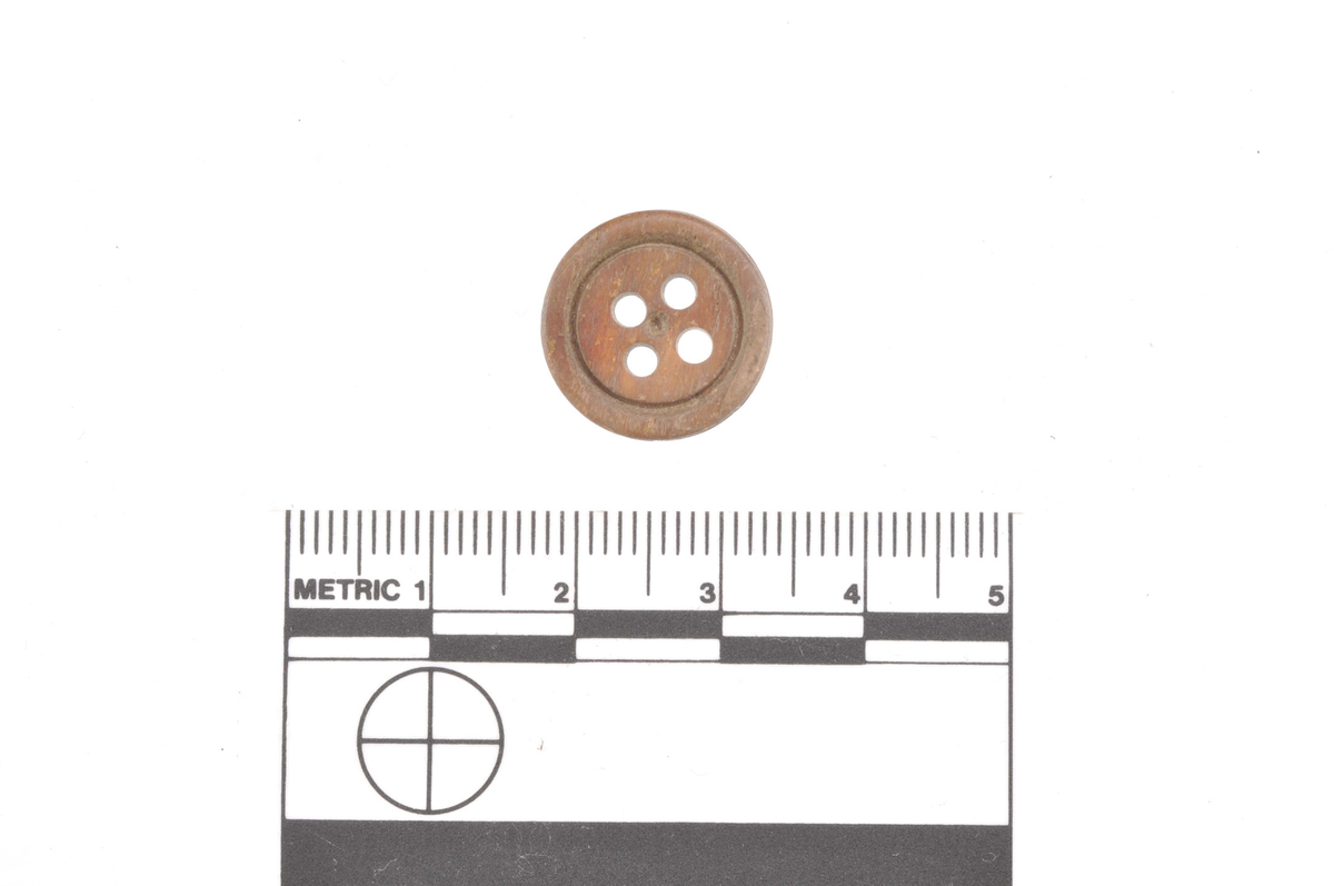 Knapp, tre, funnet i Vågen i Bergen.