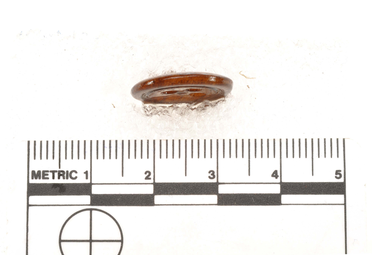 Knapp, tre, funnet i Vågen i Bergen.