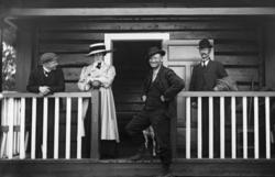 Besøk ved damkoia eller "vaktstua" ved Svelgfossen i Tinnåa 