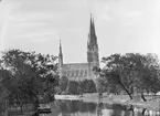 Fyrisån och Uppsala domkyrka från norr 1891