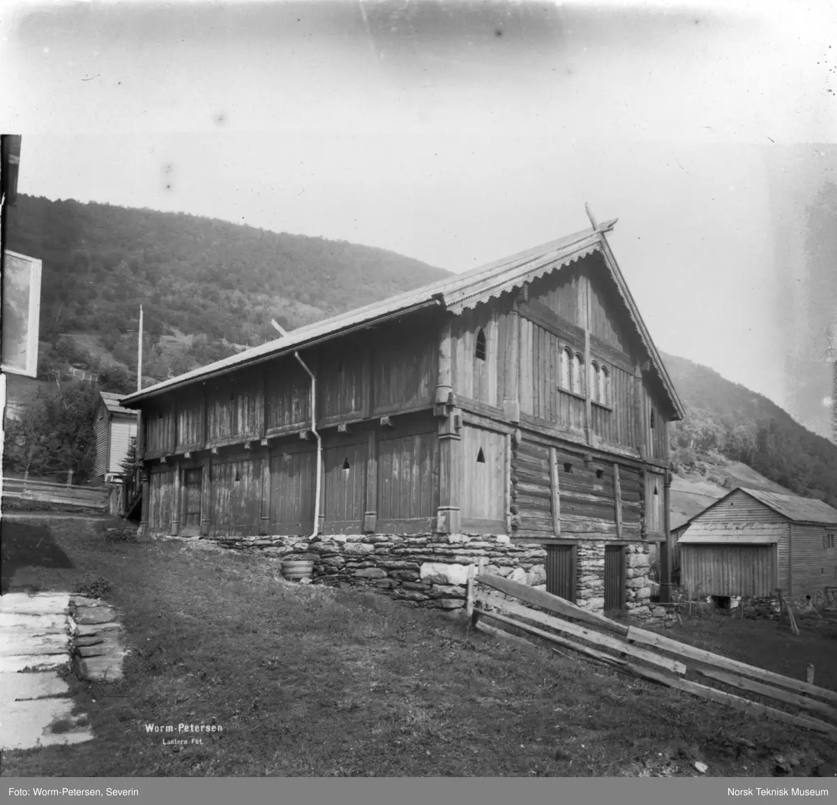 Finnesloftet, Vossevangen, uthus