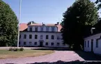 Ems herrgård med sidobyggnad.
