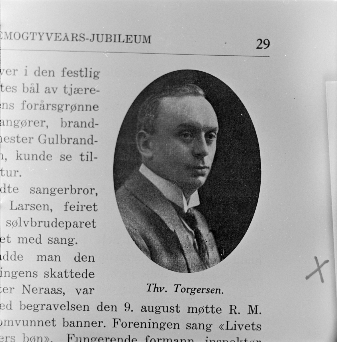 Portrettbilder av Rjukan mannsangforenings formenn.