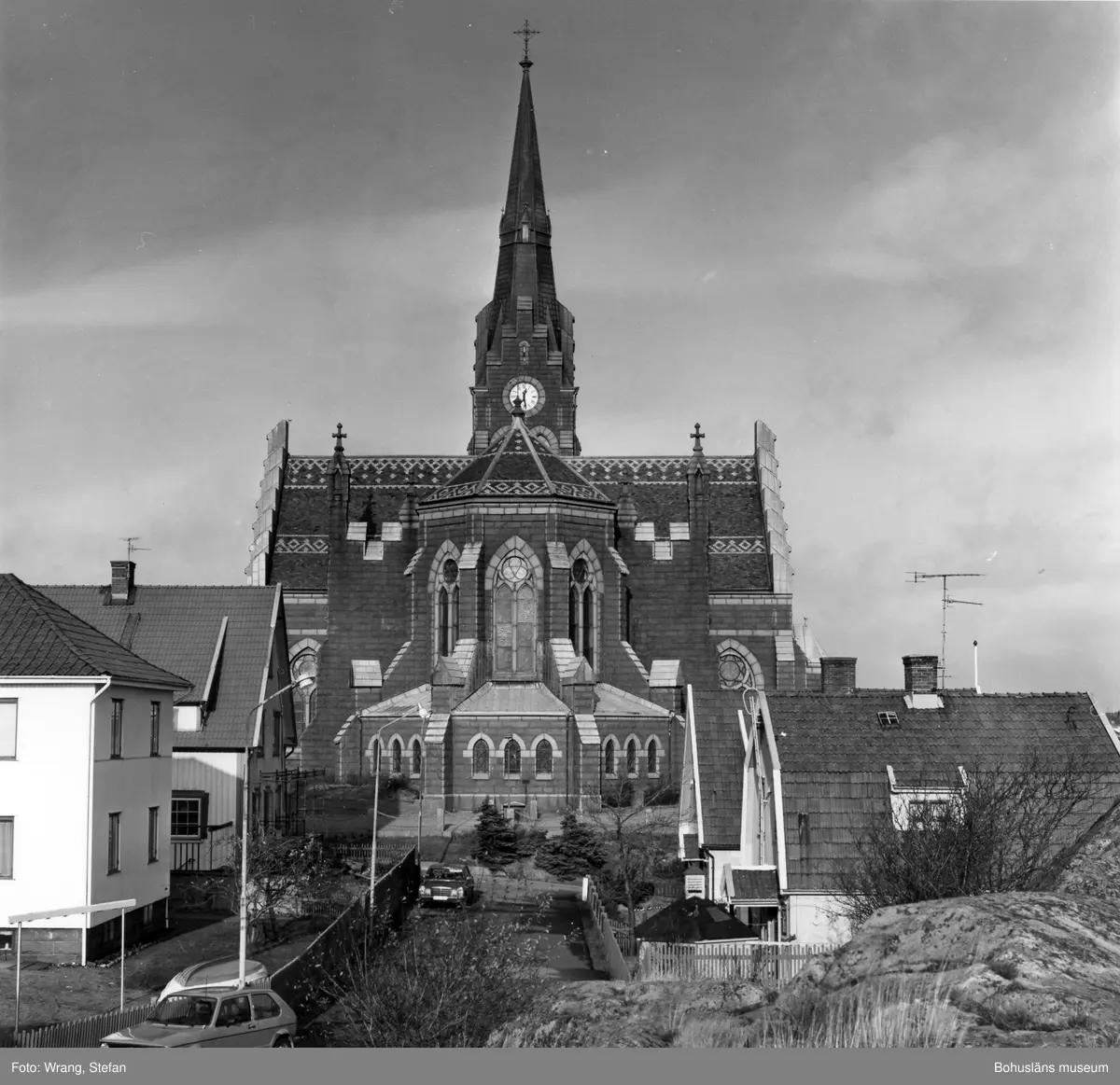Text till bilden: "Lysekils kyrka från söder".
