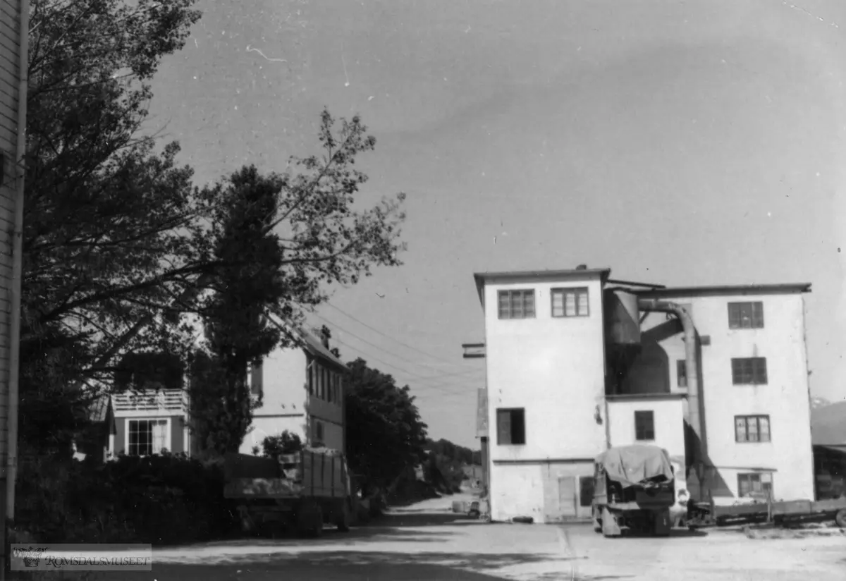 "Kortgården sommeren 1964".