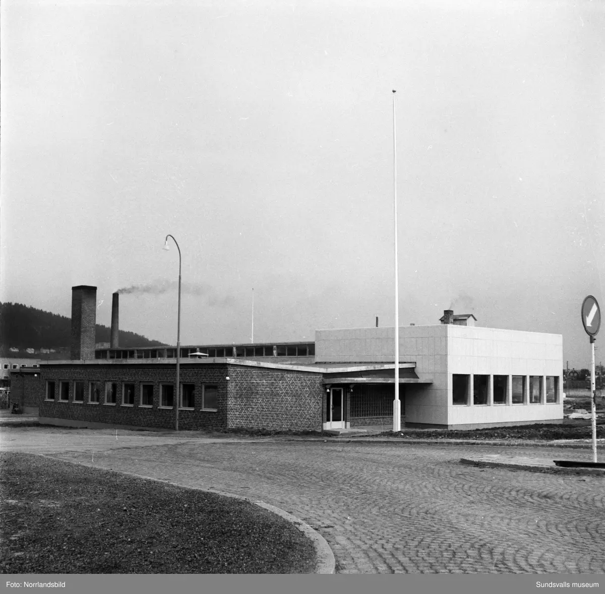 Bilder från det pågående bygget av Coca-Cola-fabriken i Nacksta.