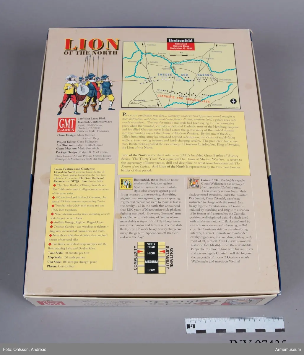 Spelet består av en utvikningsbar spelplan i 2 delar som föreställer en kartor över Breitenfeld och Lützen indelade i hexagoner, en tiosidig tärning med siffrorna 0-9, 2 ark med sammanlagt cirka 500 löstagbara fyrkantiga spelmarkeringar i blandade färger av papp, varav vissa saknas, samt ett flertal häften och lösa blad med spelinstruktioner, diagram och tabeller.