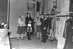 Sanger og skuespiller Eddie Fisher besøker Norge sammen med 