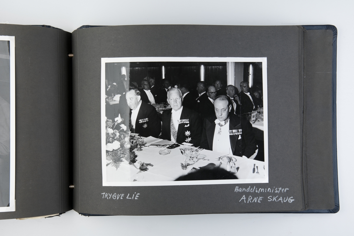 Album med fotografier fra NALs 50-års jubileum ombord i M/S 'Bergensfjord'