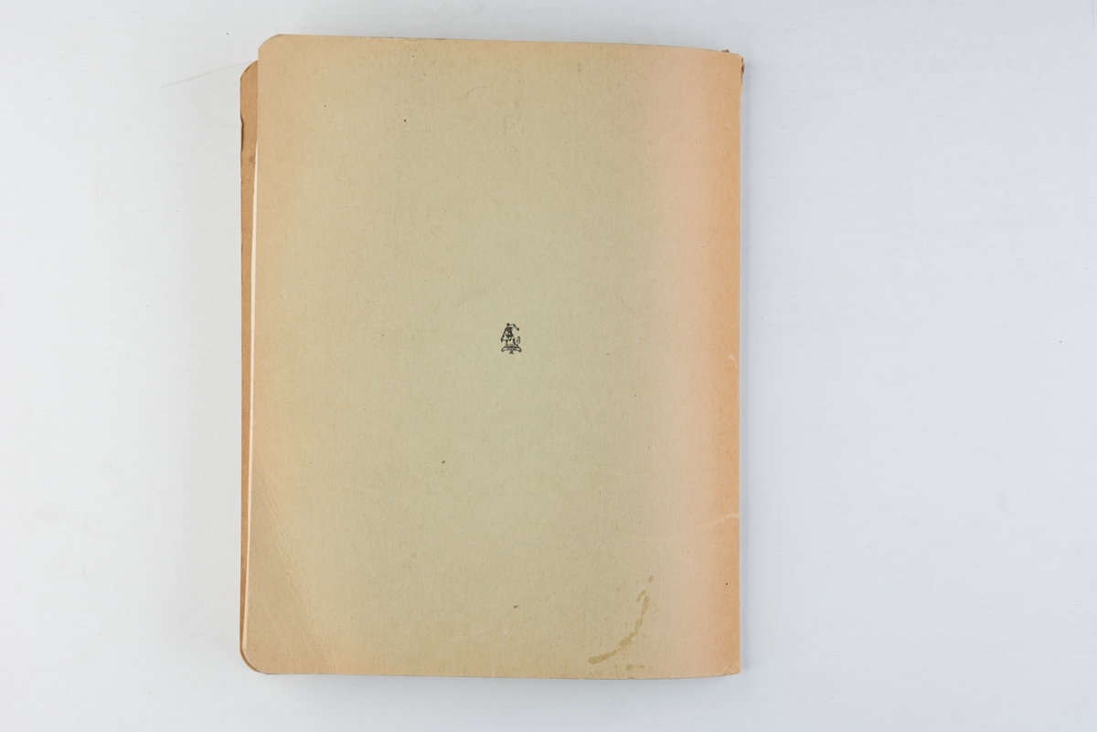 Album med 63 fotografier fra Båtsportens dag og Oslo seilforenings vårregatta.