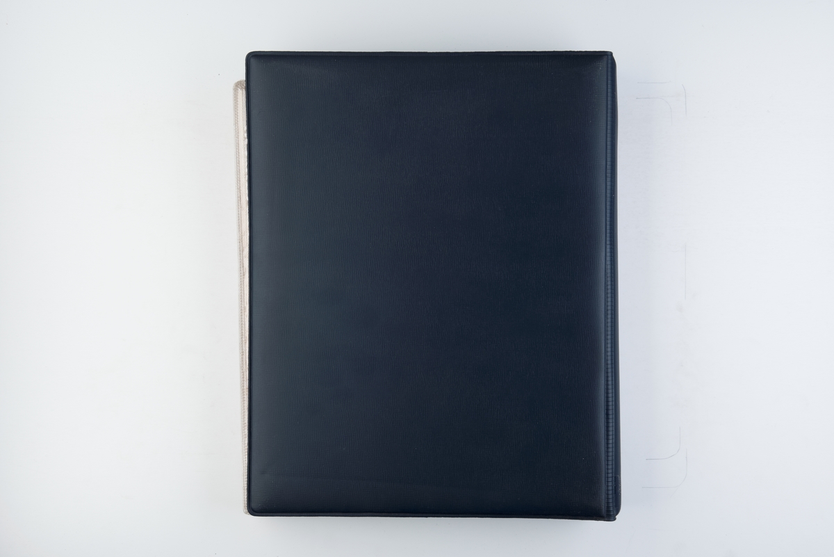 Album med fotografier fra sjøsettingen og prøveturen til M/S 'Altafjord' (b.1962) bygget ved Bergens mekaniske verksted