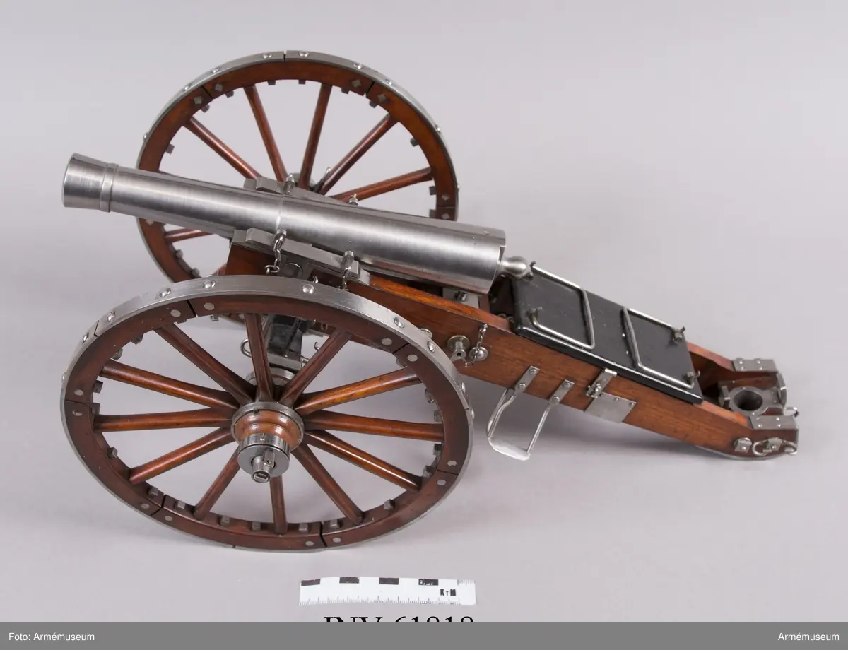 Modell av 6-pundig kanon m/1804