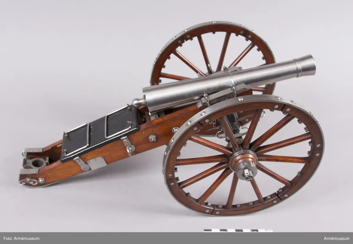 Modell av 6-pundig kanon m/1804