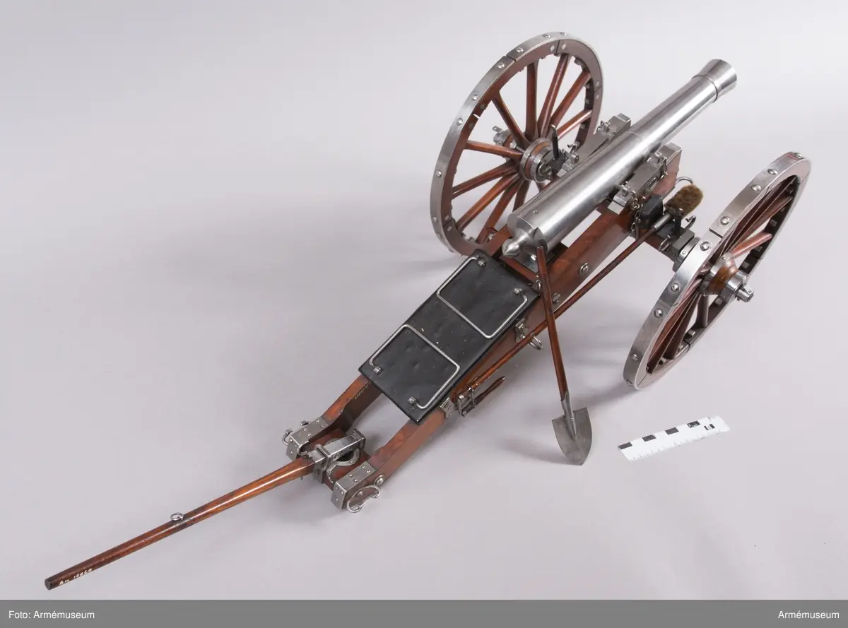 Modell av 6-pundig kanon m/1804