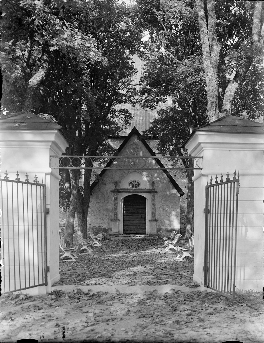 Tensta kyrka, Tensta socken, Uppland