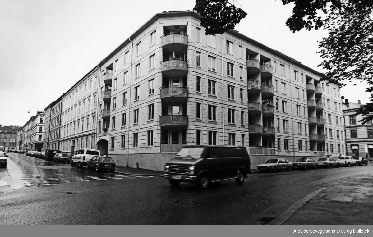 Åkebergveien og Eiriks gate. August 1992