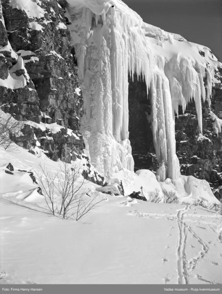 Vinikka, 1951. Bildet viser Isporten i Tomaselvdalen.