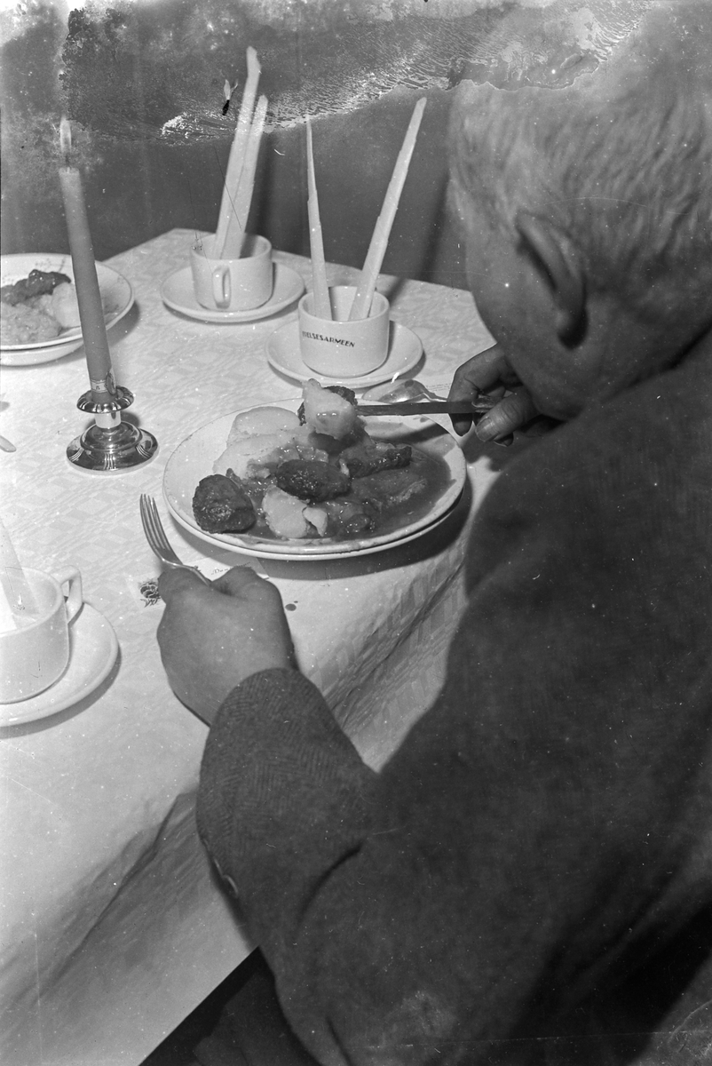 Fest for eldre hos Frelsesarméen