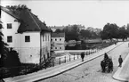 Reprofotografi - Akademikvarnen och Östra Ågatan, Uppsala före 1914