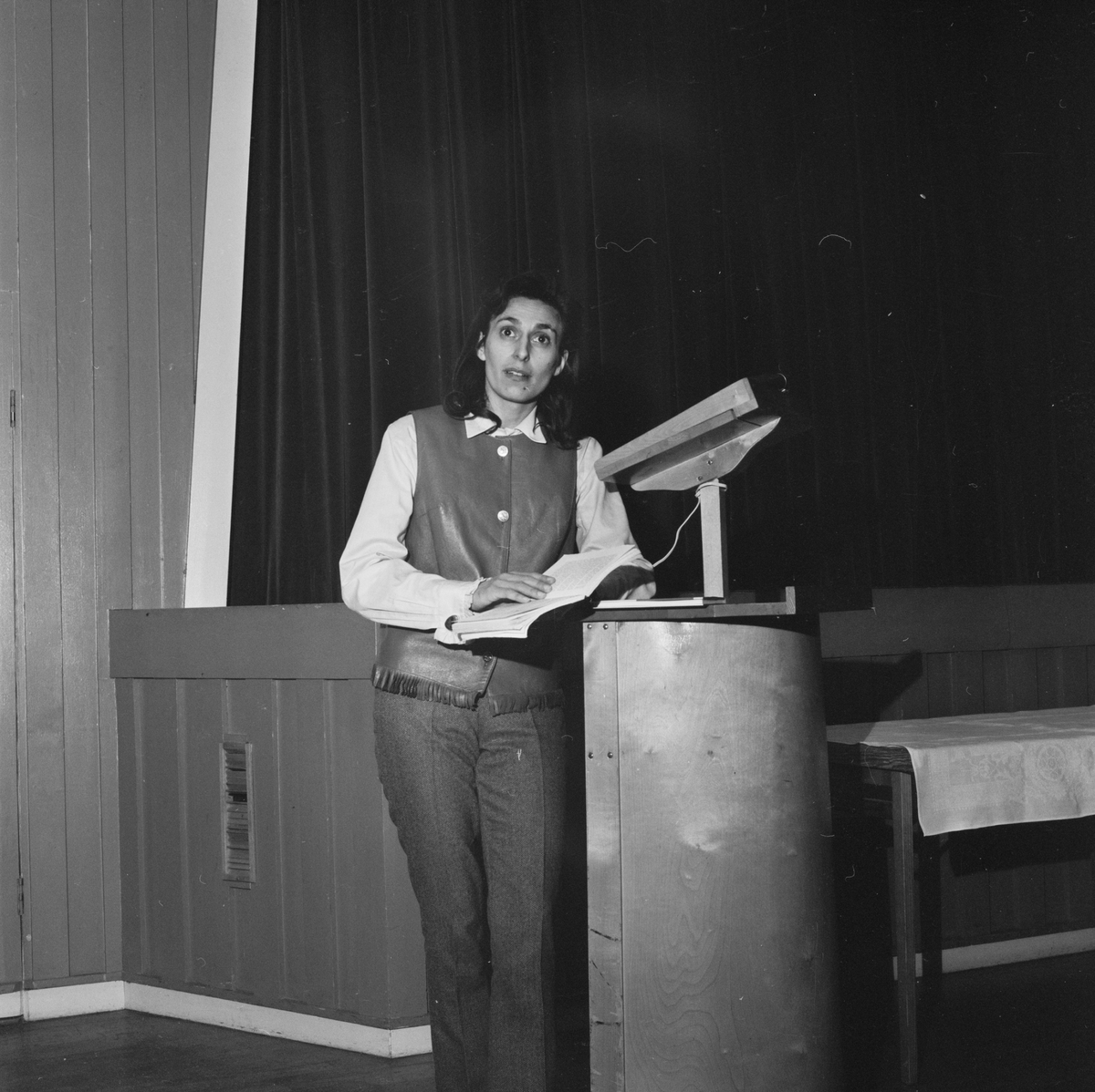 Katarina Taikon, Uppland