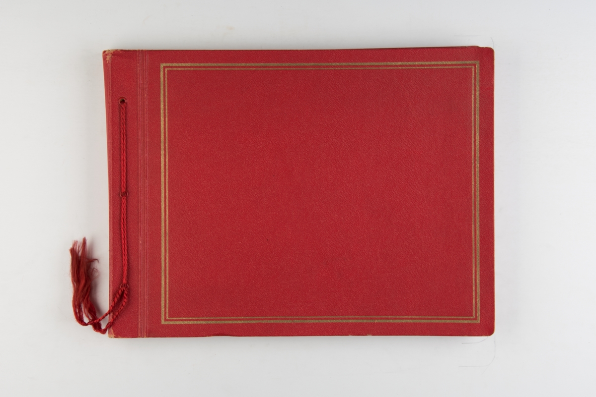 Fotoalbum med fotografier av besetningsmedlemmer fra D/S 'Stavangerfjord', og skipets siste reise i november 1963.