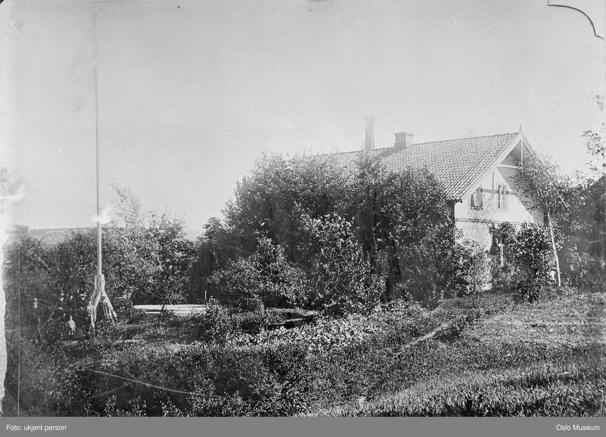 villa, hage, flaggstang, verkseierbolig ved Munkehagen teglverk