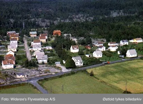 Martinsens hønseri, Haugeli, Rolvsøy, skråfoto 1963.