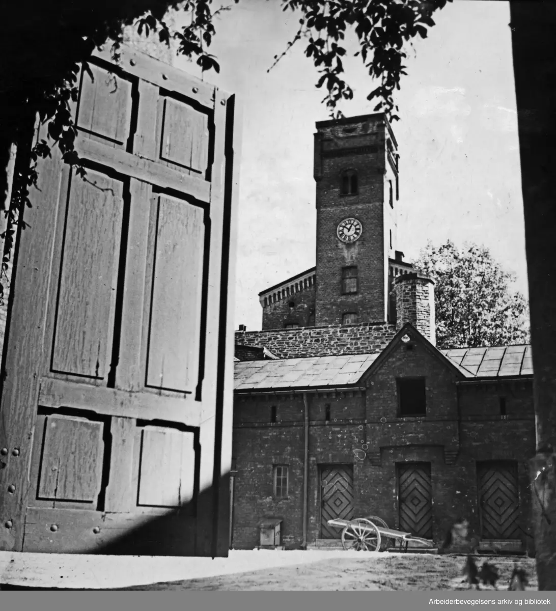 Botsfengslet. August 1949