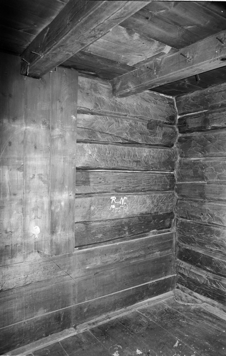 Nystø Røe, Vingelen.