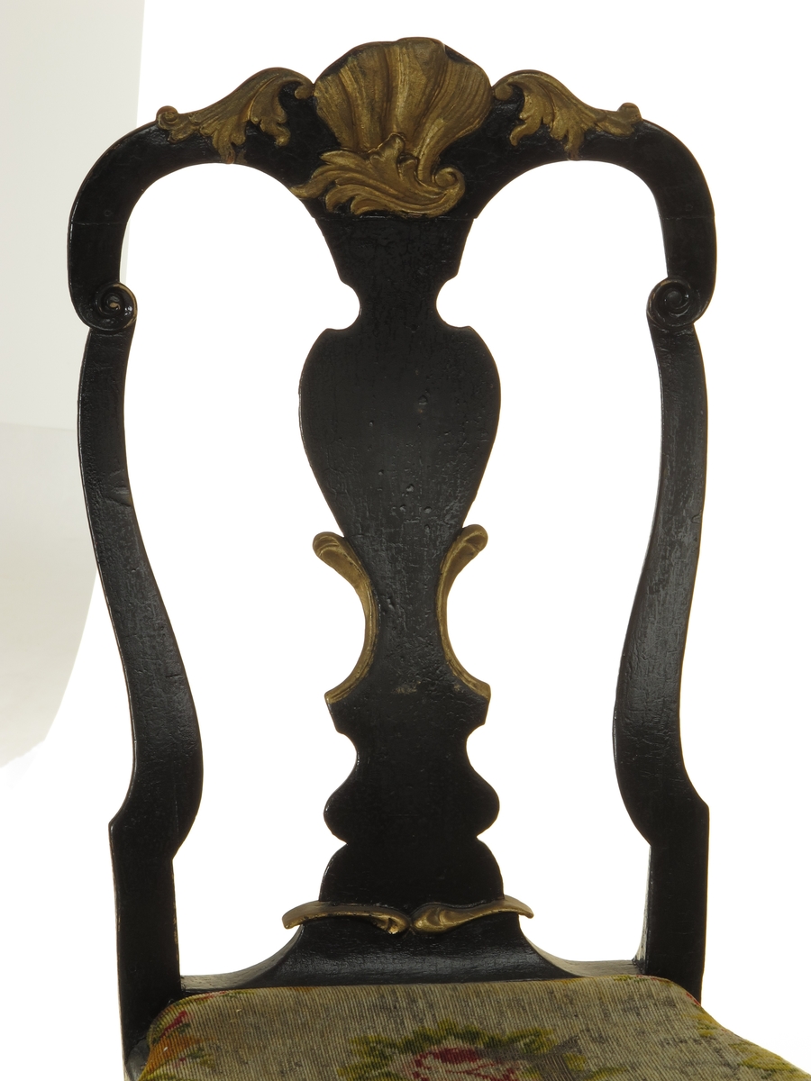 Blad. Blad under på hver side. Blomster