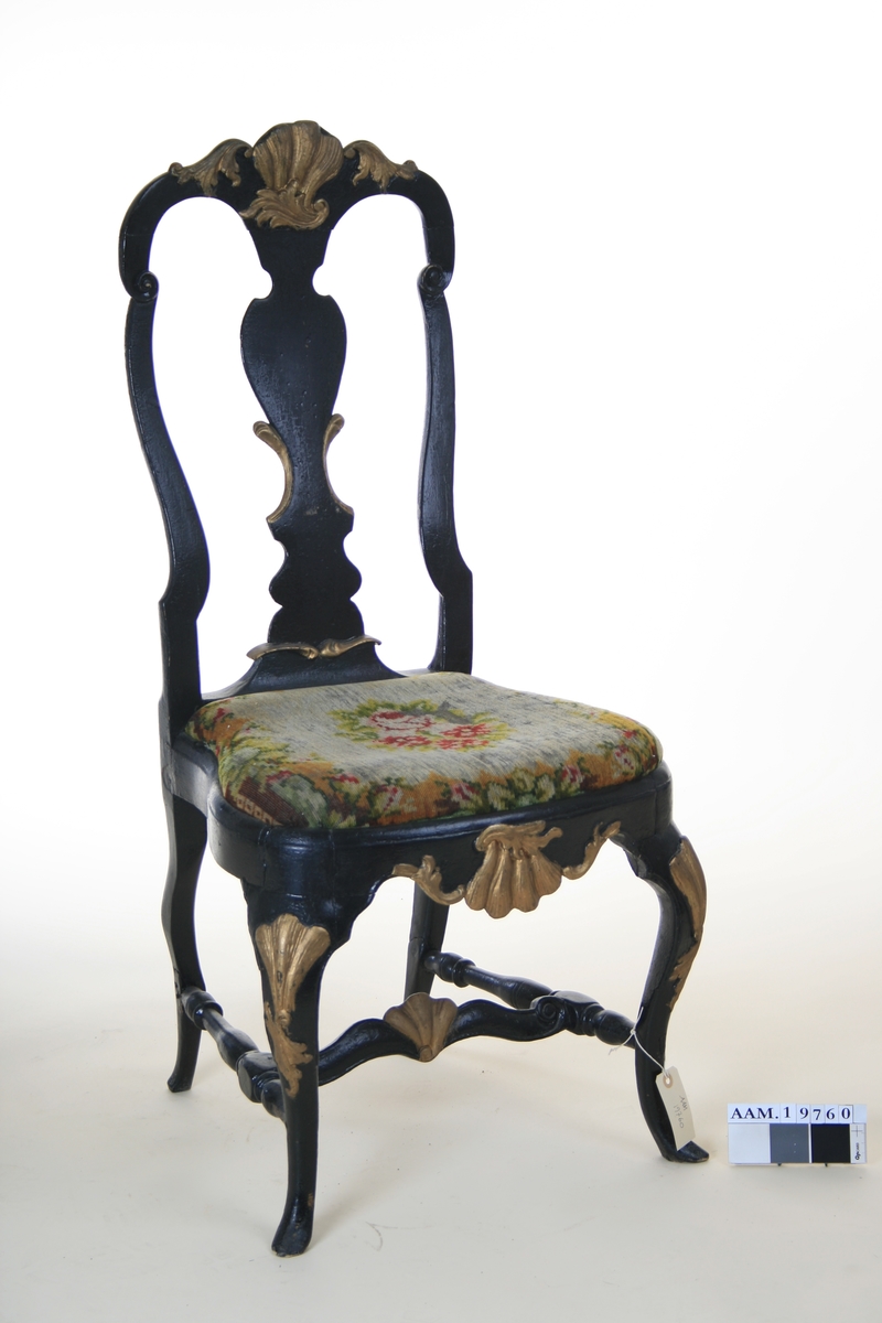 Blad. Blad under på hver side. Blomster