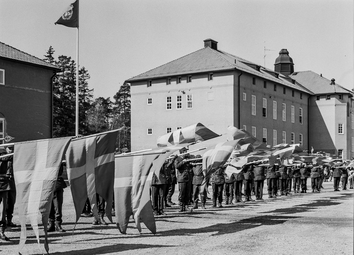 Fanborgen paraderar.