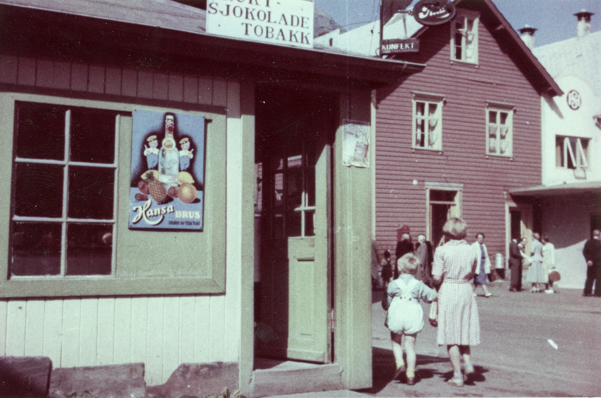 Kiosken Alma & co ved Torget i Odda.