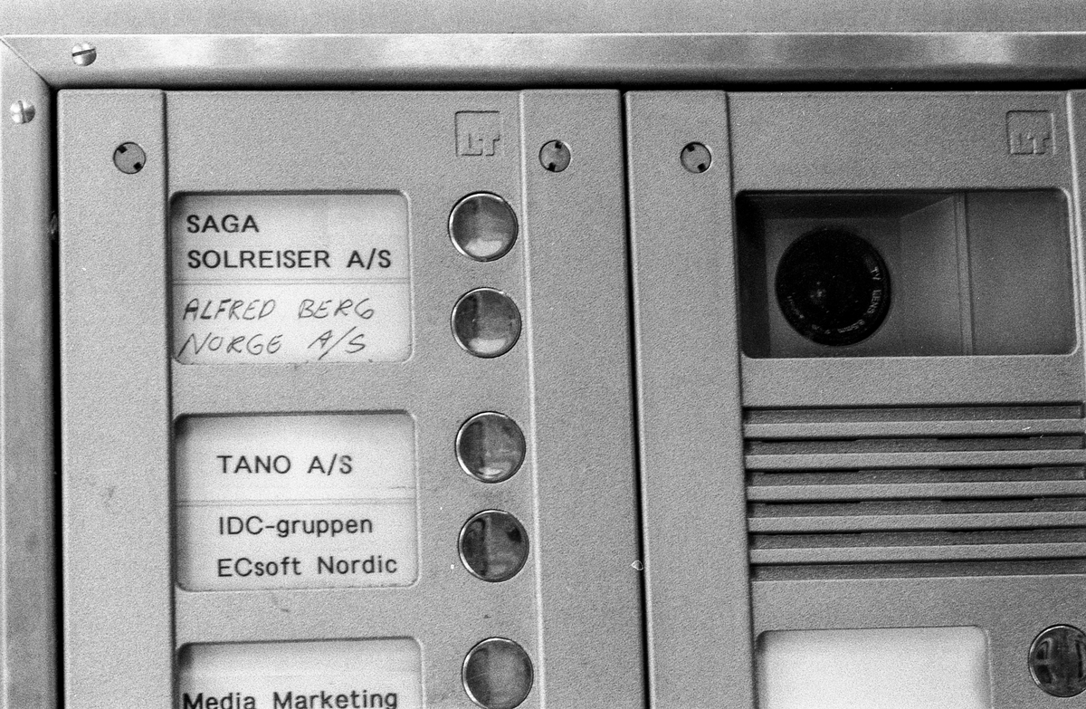 Meglerfirmaet Alfred Berg A/S i Oslo selger E-verk for kommunene.