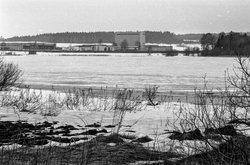 Østensjøvannet i Ås skal renses, Felleskjøpet i bakrunnnen.