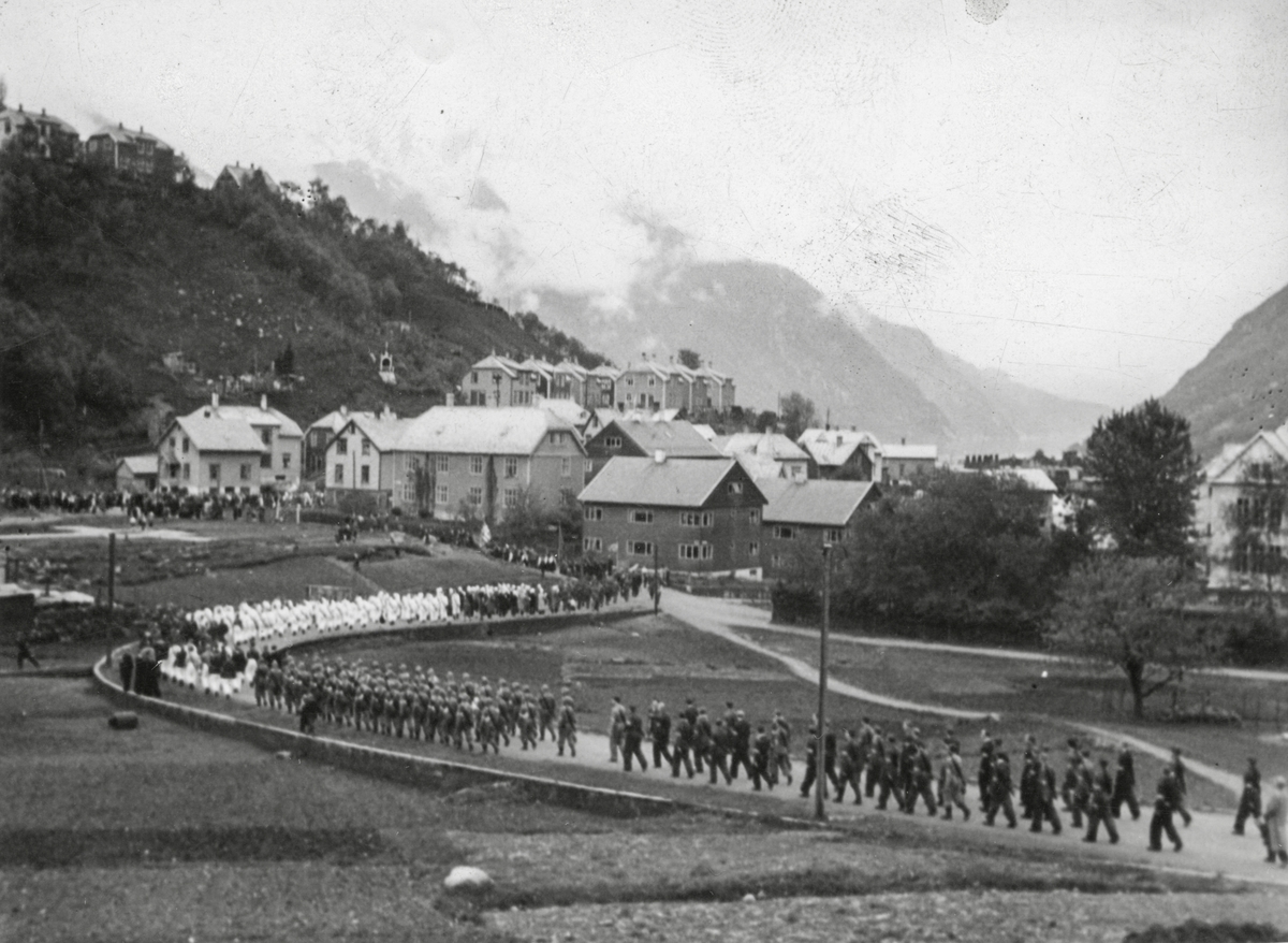 Frigjeringstog i Eidesdalen etter andre verdskrig.