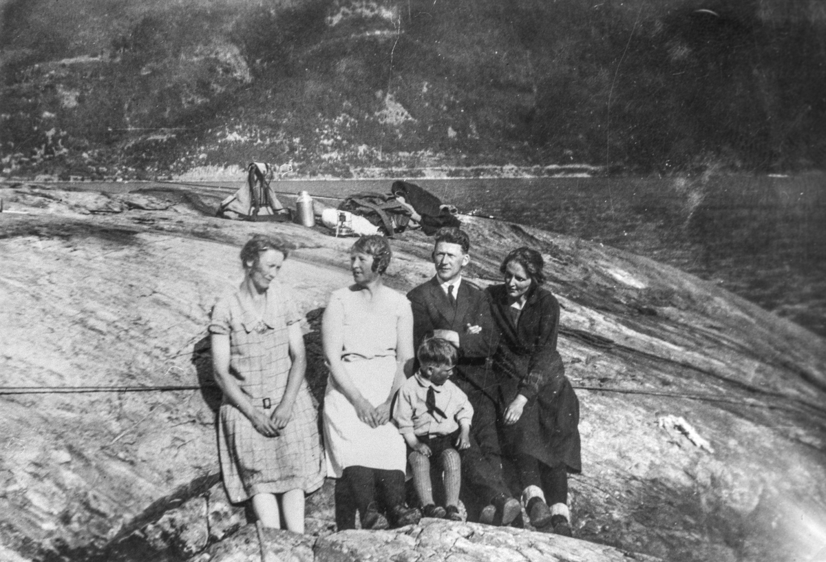 Familieutflukt i fjorden