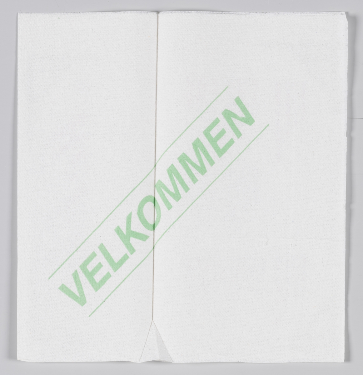 Stiliserte japansk inspirerte bærebjelker og reklametekst for Maliks Cafè og Bistro.

Maliks kafè er en internasjonal kjede av kafeer som også har kafeer i Norge.

Reklame for samme firma på MIA.00007-004-0152.