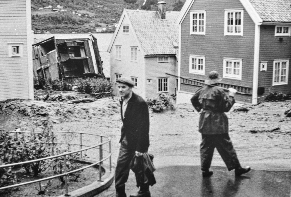 Flaum og skadar på bustadhus på Egne Hjem