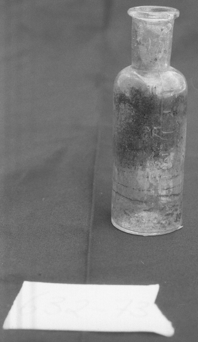 Form: utoverbrettet munningsrand
