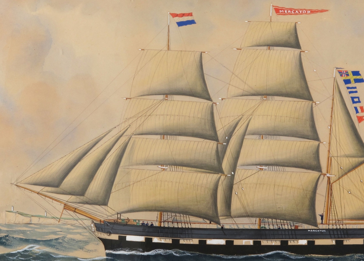 Bark "Mercator" af Arendal for fulle seil mot venstre, grått, hvitt og sort skrog, kanonporter. Fører norsk unionsflagg  under gaffelen, svensk ditto på aktermasten, hollandsk flagg  på fortoppen, rød vimpel m. hvitt navn og hvite kanter, på stormasten.