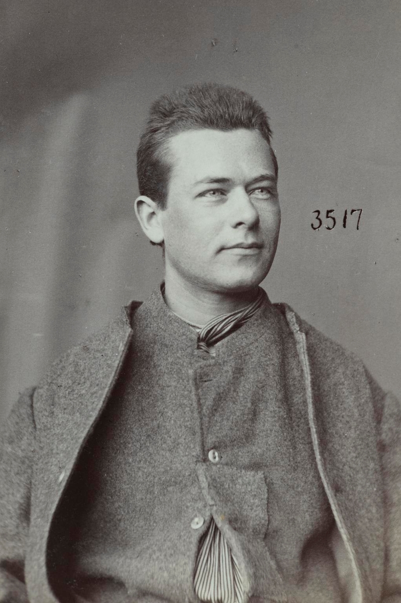Registreringsfoto fra Kristiania-politiets forbryteralbum 1890 - 1895