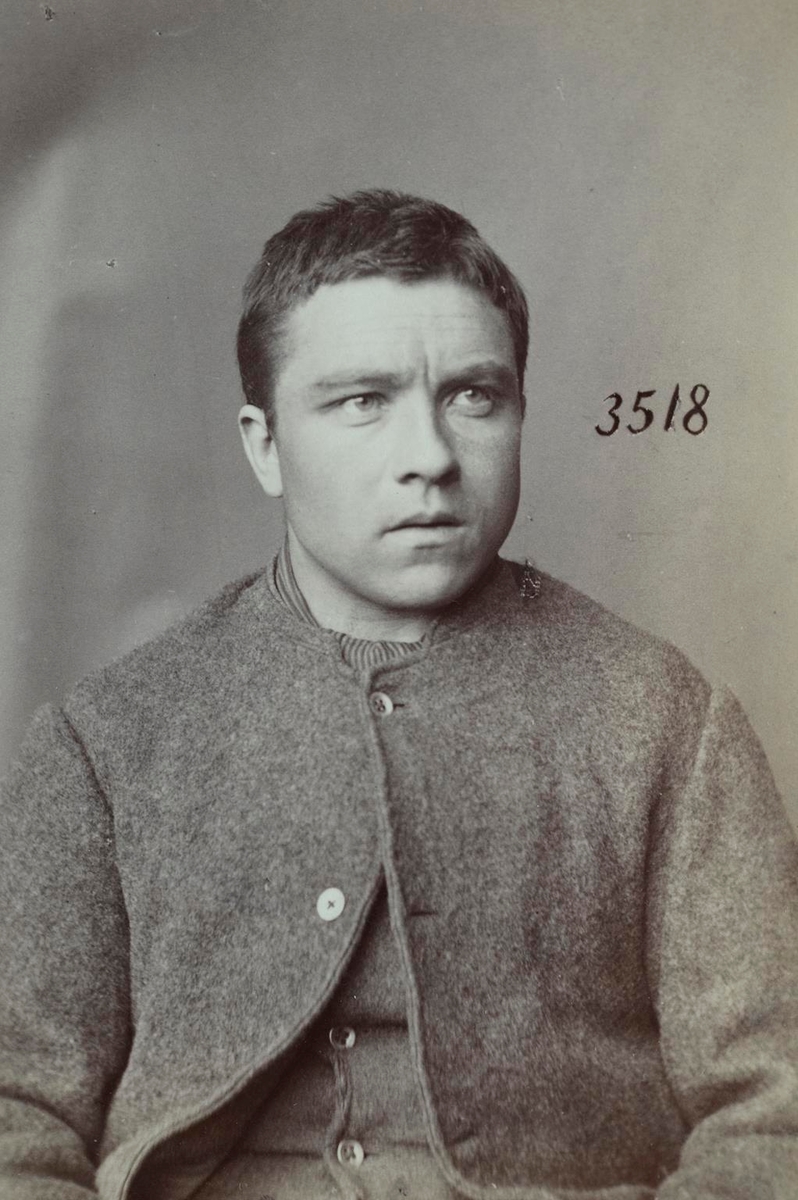 Registreringsfoto fra Kristiania-politiets forbryteralbum 1890 - 1895