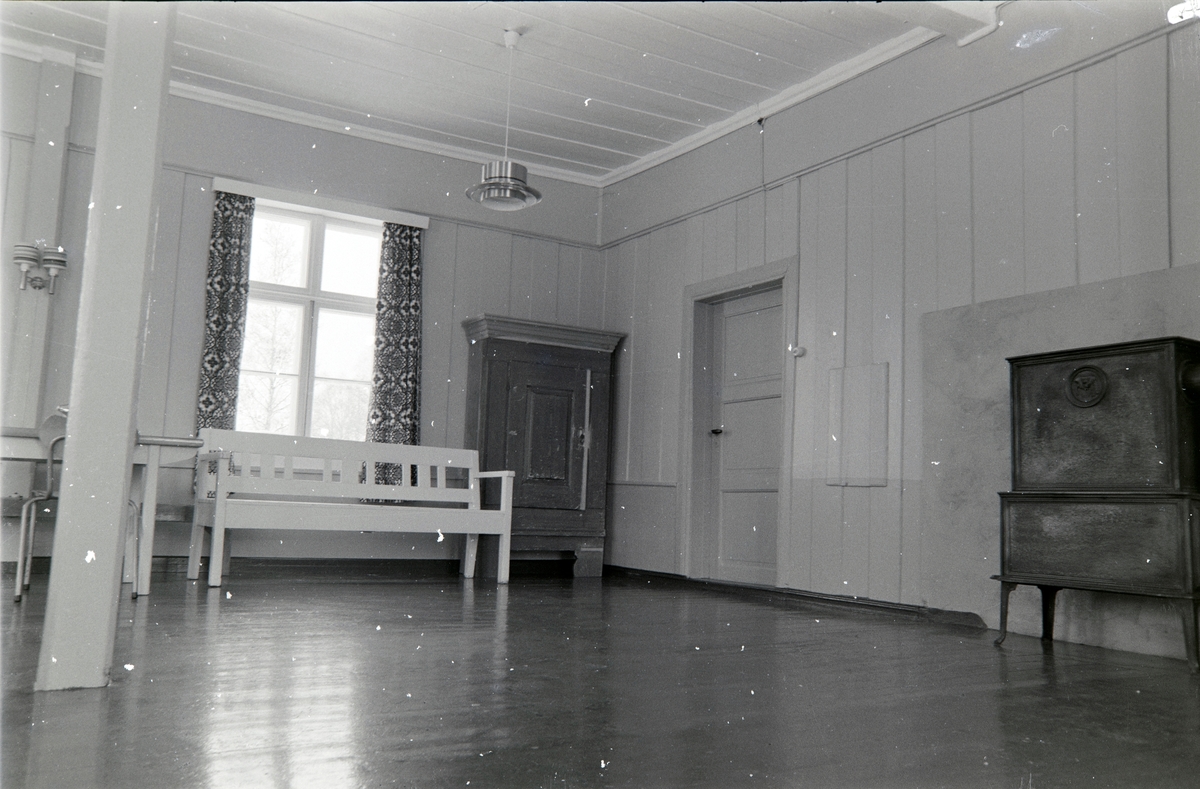 Gammelskola, Vingelen, Tolga. Vingelen kirke-og skolemuseum
