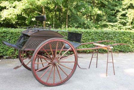 Folkenborg Museums dogcart etter at vognen er konservert etter alle kunstens regler.