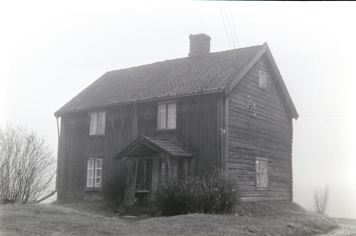 Ophus gård, Vang H.